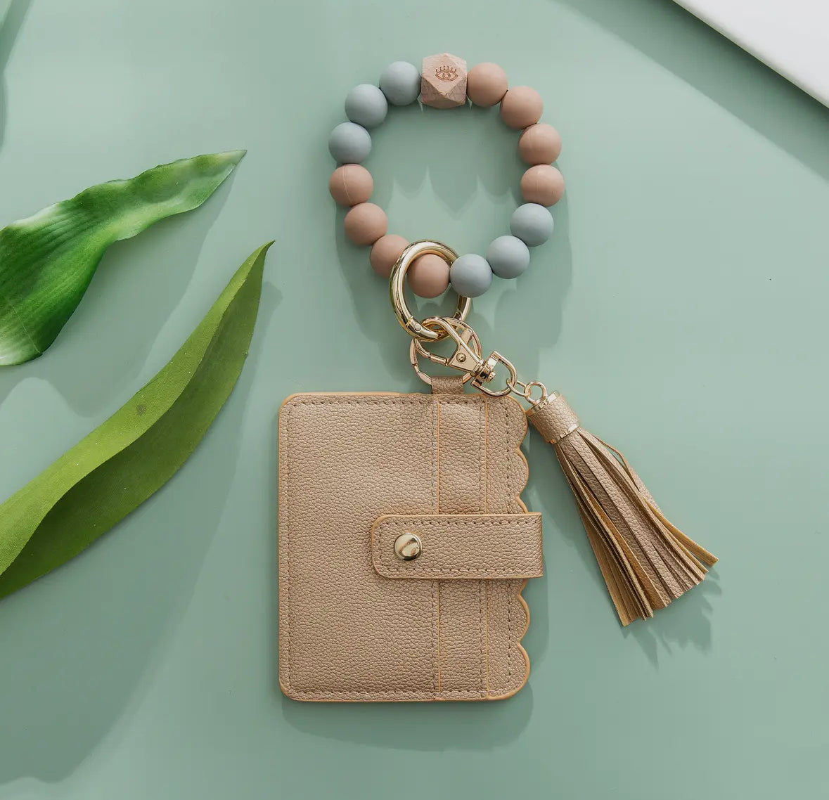 Triple card tassle gold