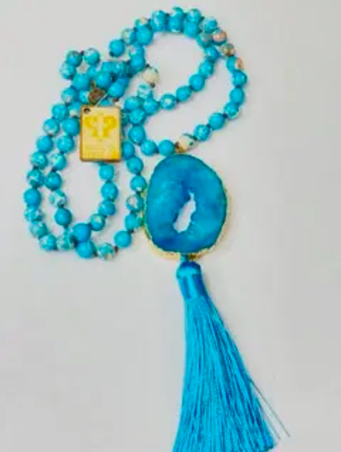 1cncp04015 blue stone and druzy Necklace