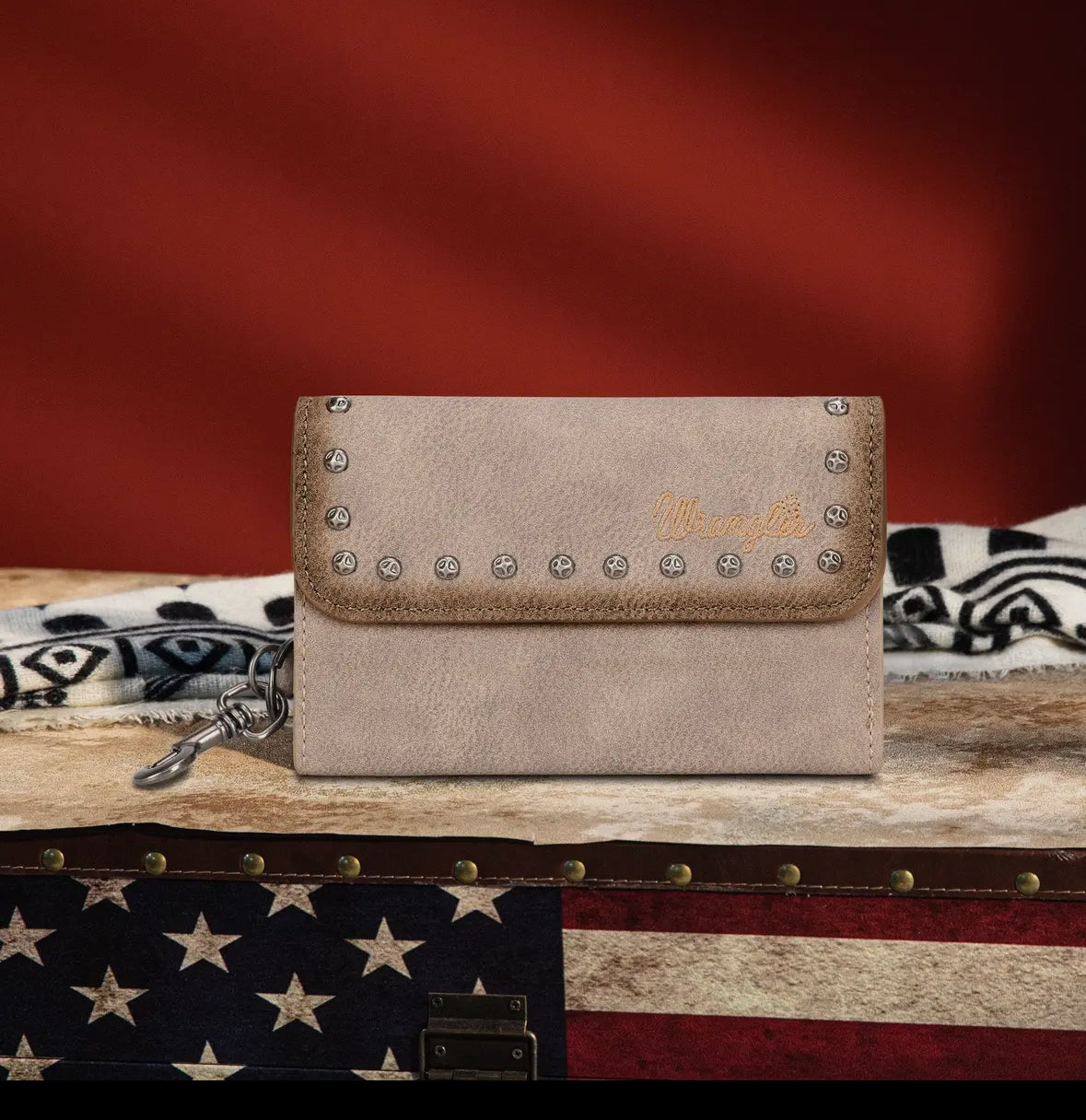 Wrangler studded trifold wallet beige