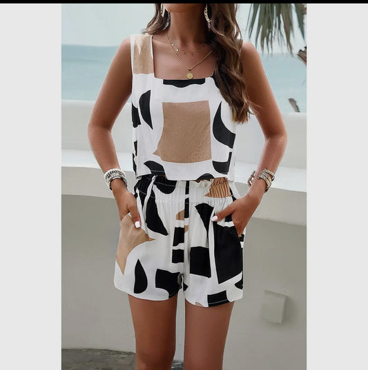 All over print short black/brown