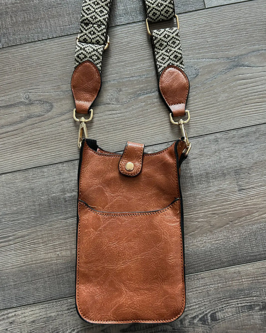 Compact cross body brown