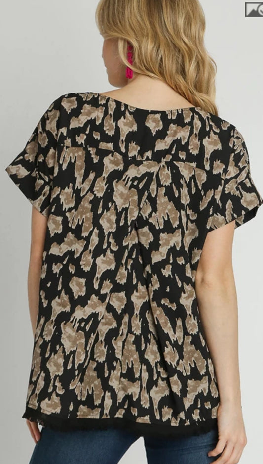 K7969 animal print black