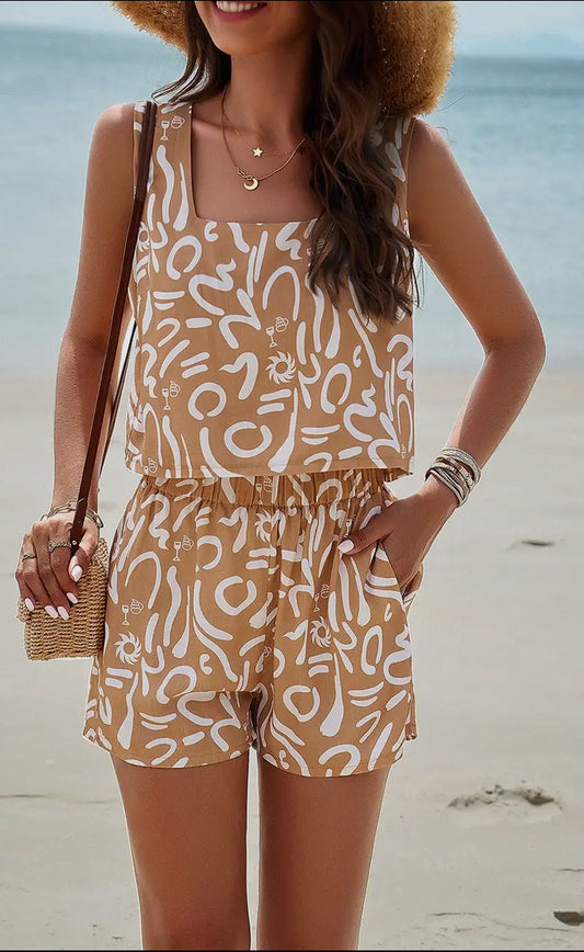 All over print top tan