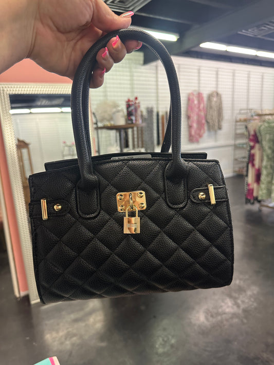 Medium black purse w/gold hardware
