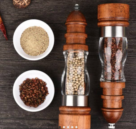 Salt and pepper grinder